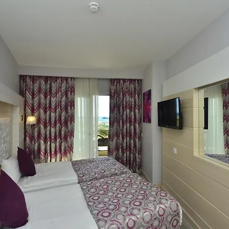 Sunmelia & 5* Кизилагач