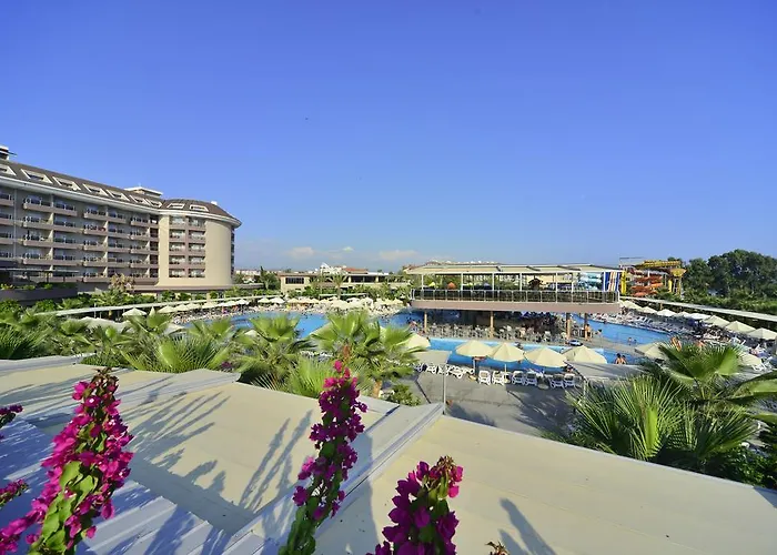 Sunmelia & Hotel 5*