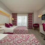 Otel Sunmelia & 5*